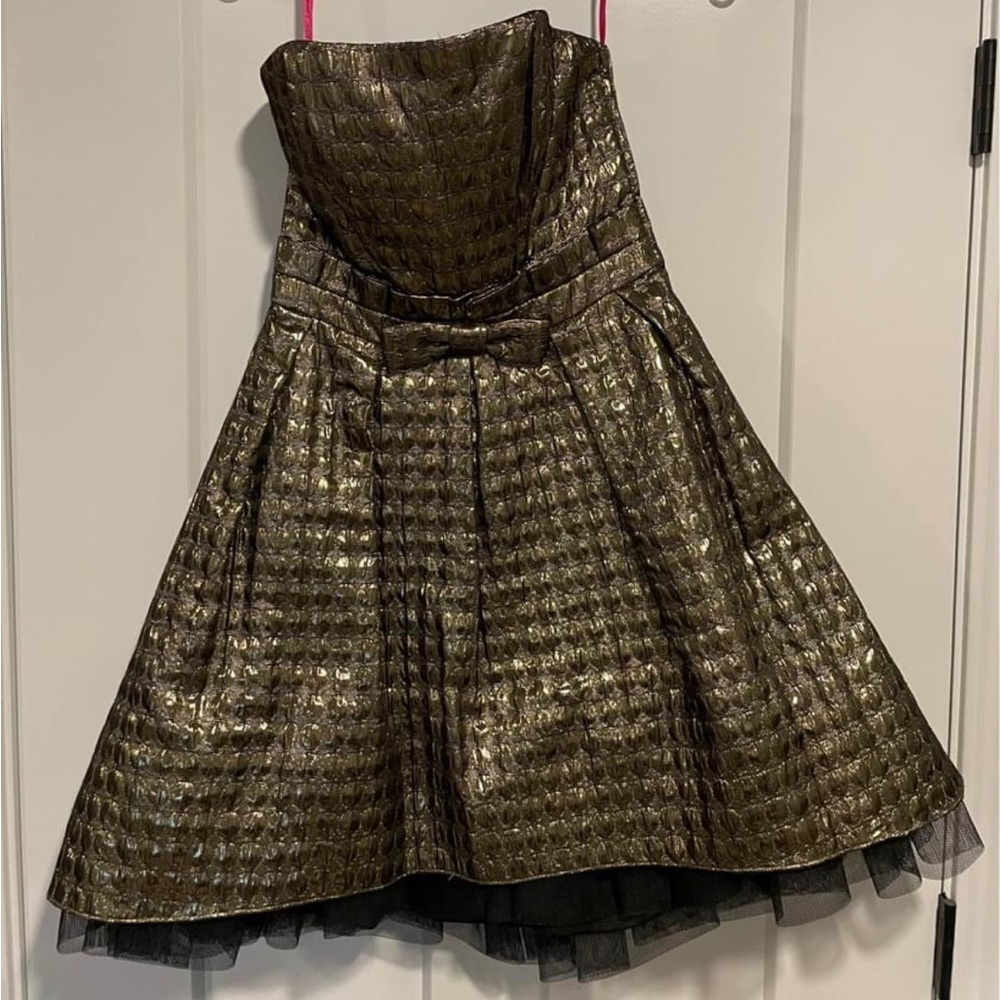 Betsey Johnson prom dress